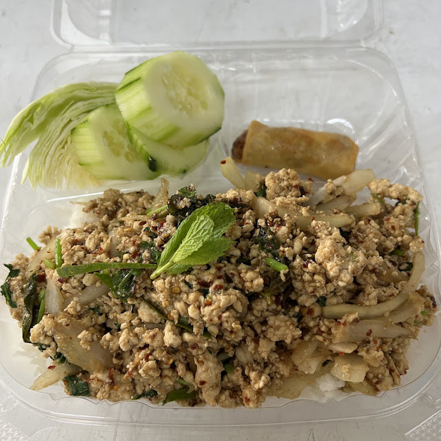 Noni’S Fried Rice Khao Phat