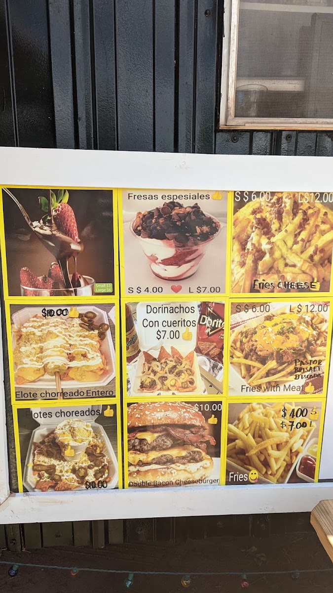 Rico’s Elotes Carrasco menu board