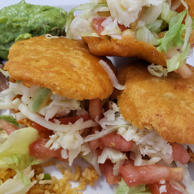 Gorditas Plate