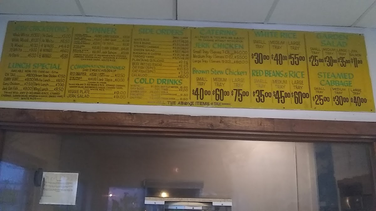 Jerk Palace Hub Int. menu board