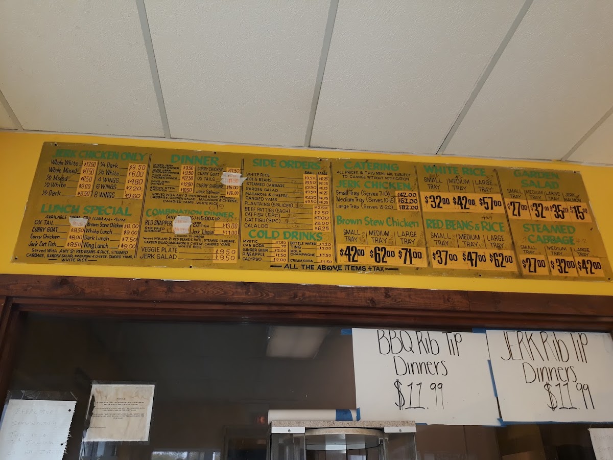 Jerk Palace Hub Int. menu board