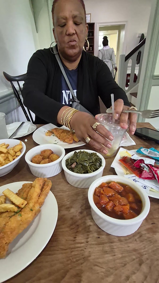 Bread of Heaven Soul Food Restaurant
