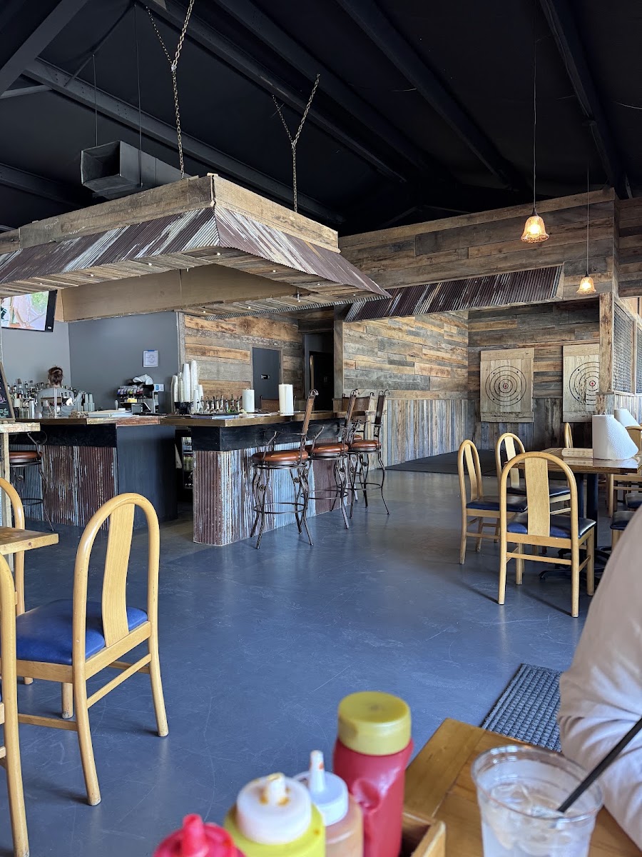 Pop's Smokehouse