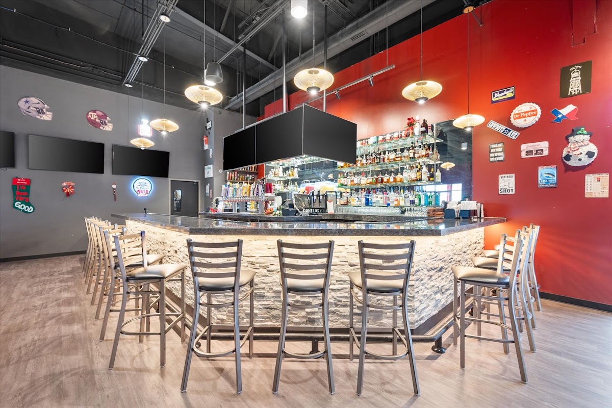 Billy's Grille & Bar