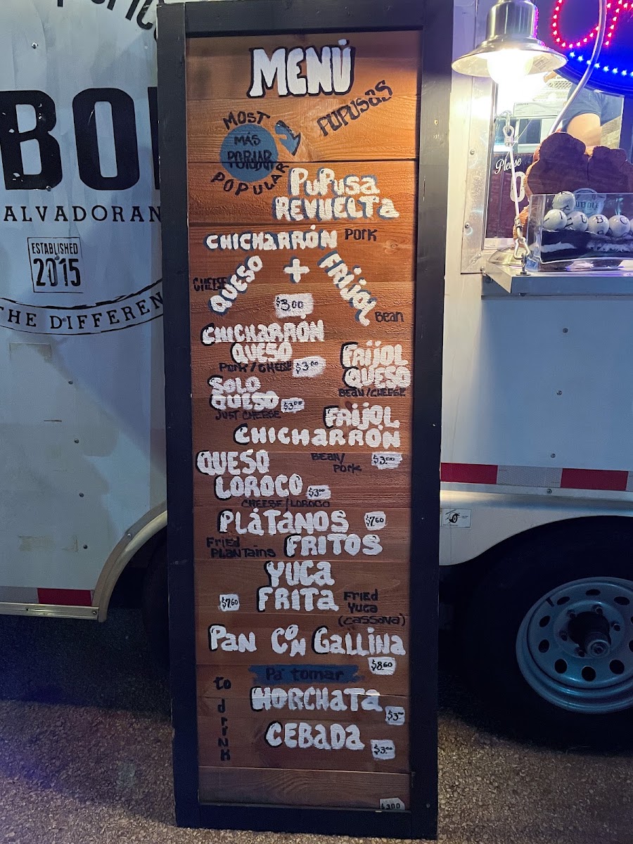Kiúbole #ElPupusaTruck menu board