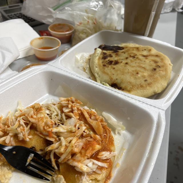 Pupusas Revueltas