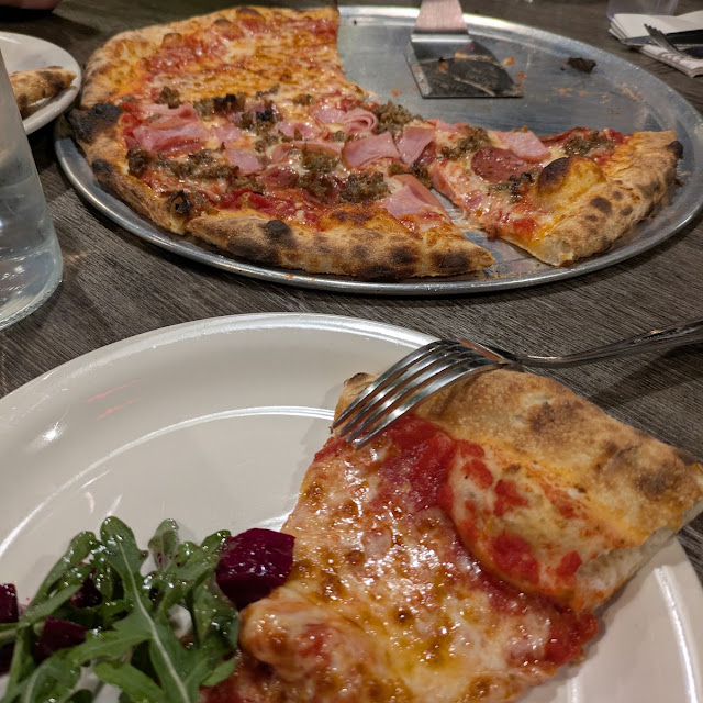 Cheese and Lcarne Pizza