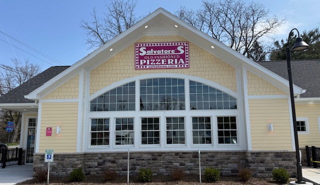 Salvatore's Old Fashioned Pizzeria