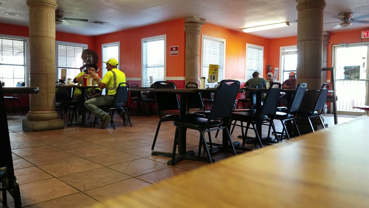 Dos Hermanos Mexican Restaurant