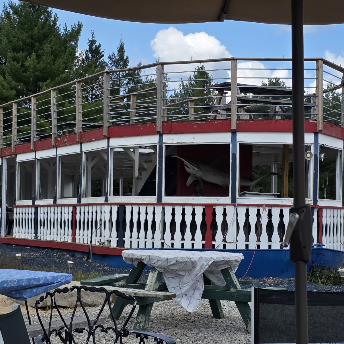 Trailside Food Court