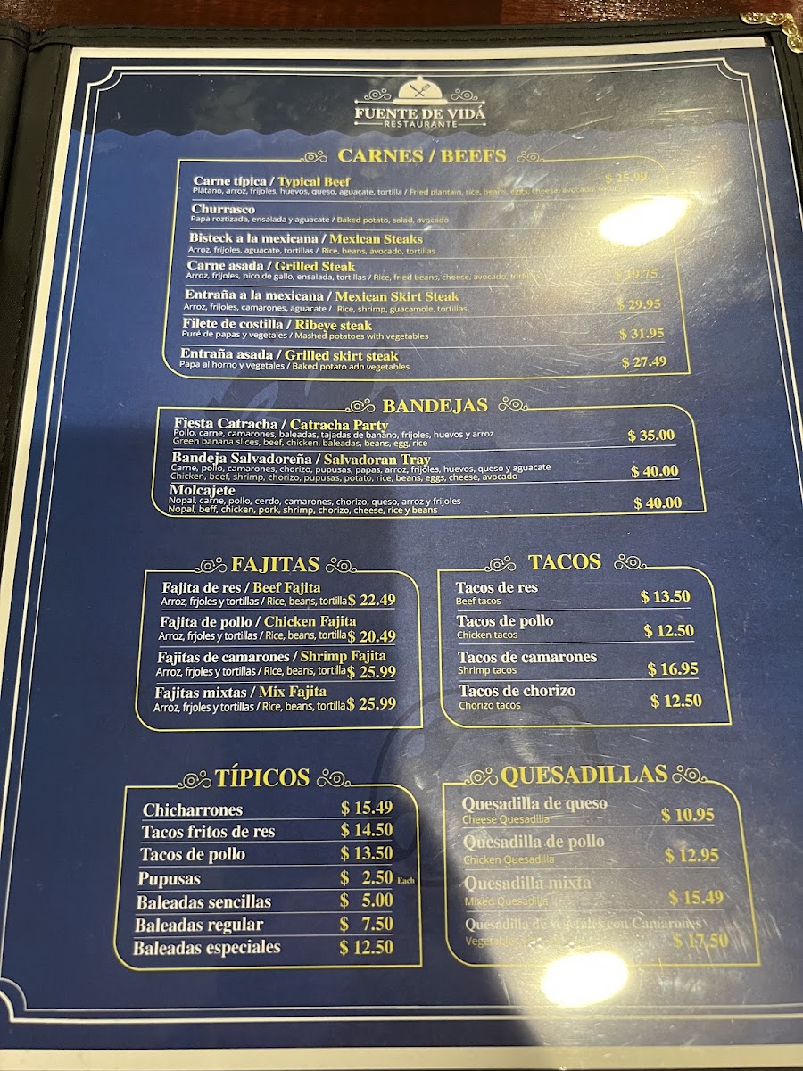 Restaurante Fuente De Vida menu board