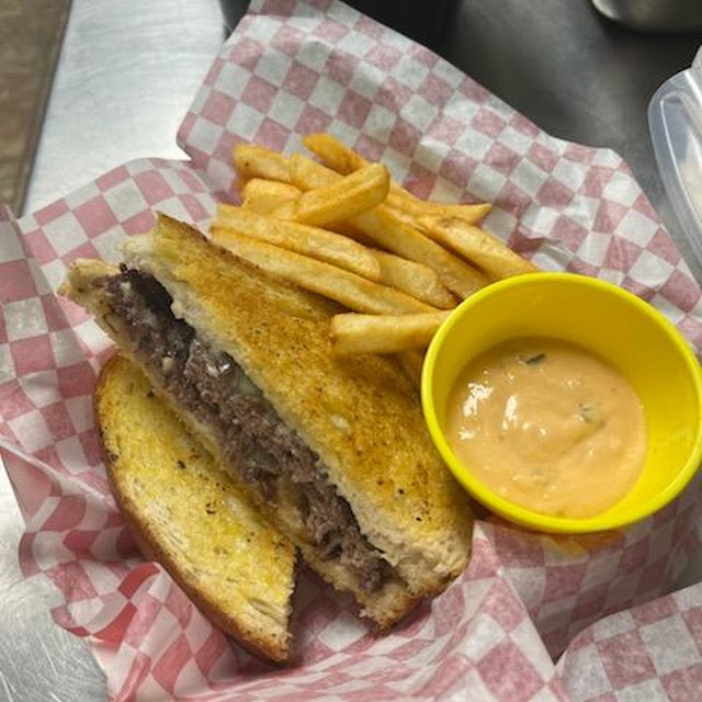 Maui Sweet Onion Pattymelt