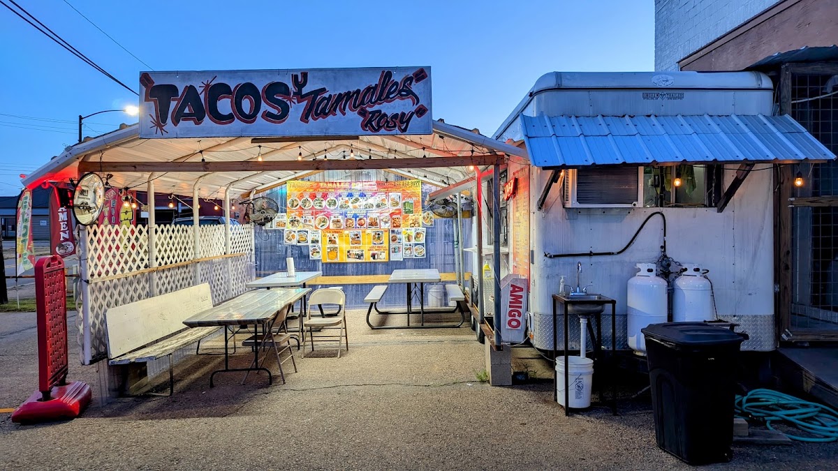 Tacos y tamales Rossy