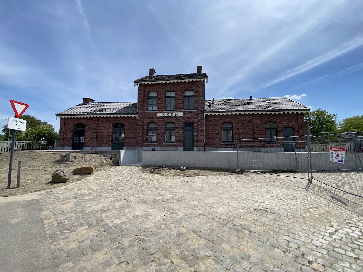 Grand café Station Asch