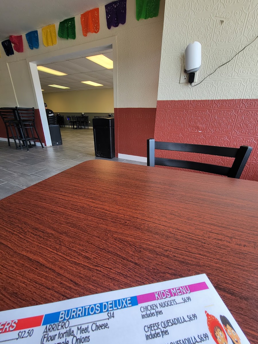 Rosy’s Tacos menu board