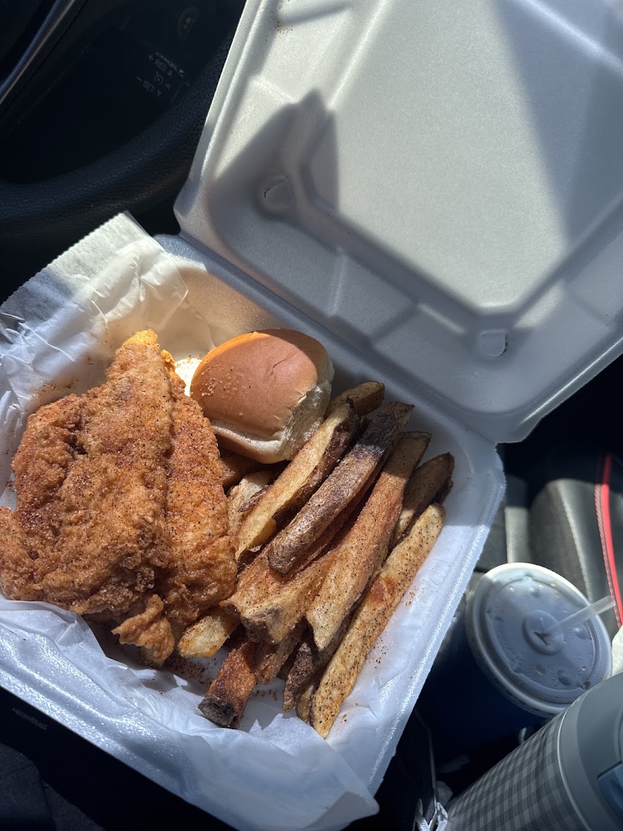 Mojo's Fish & Chicken