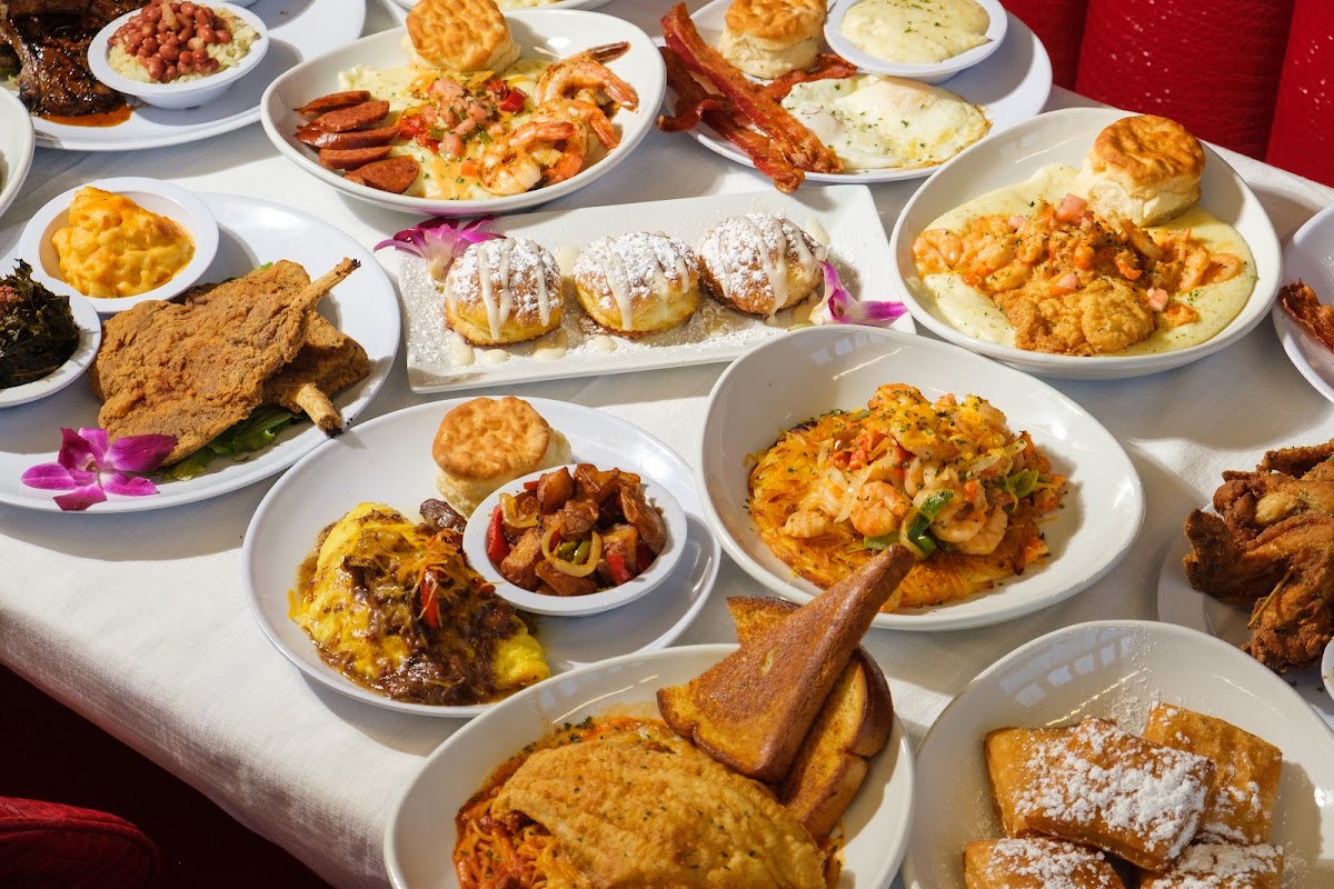 T's Brunch Bar