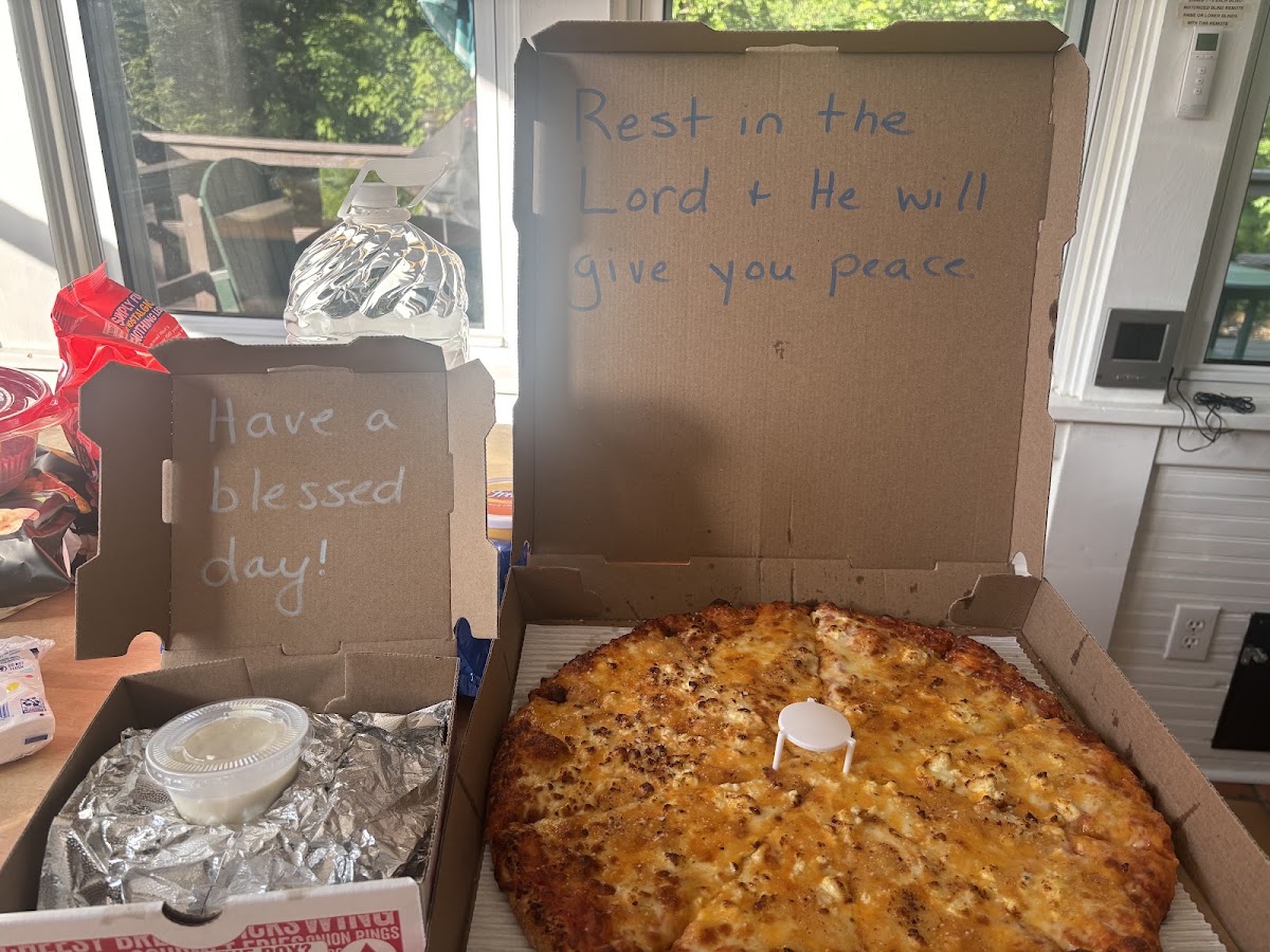 Fox's Pizza Den Ligonier