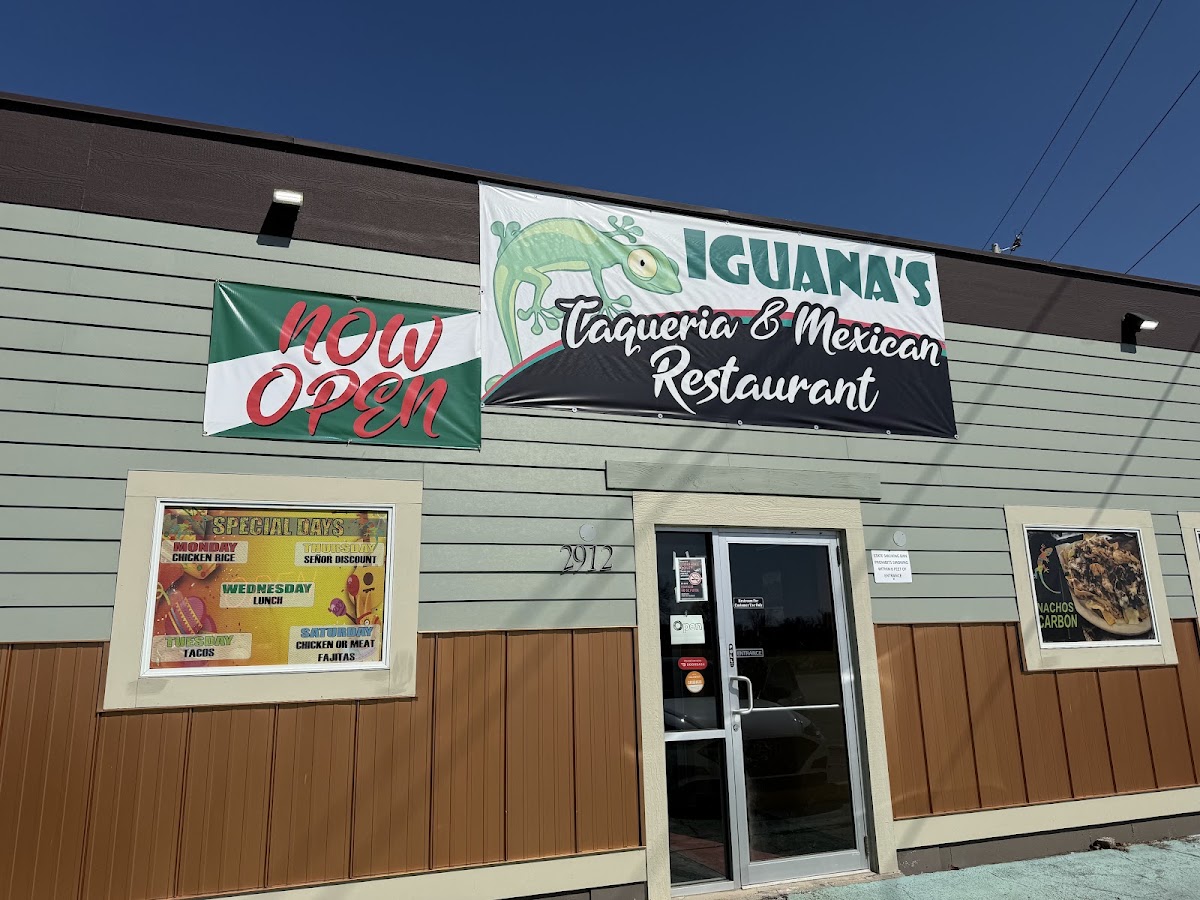 Iguana’s Taqueria Restaurant menu board