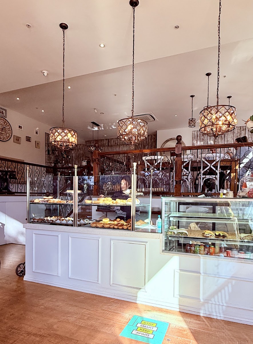 Provence Kitchen/Bakery Cafe
