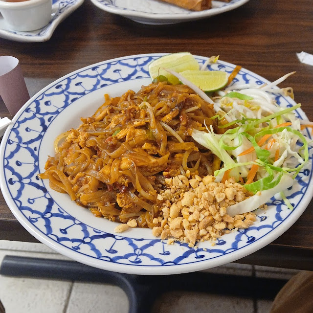 Pad Thai Kra-Tiam