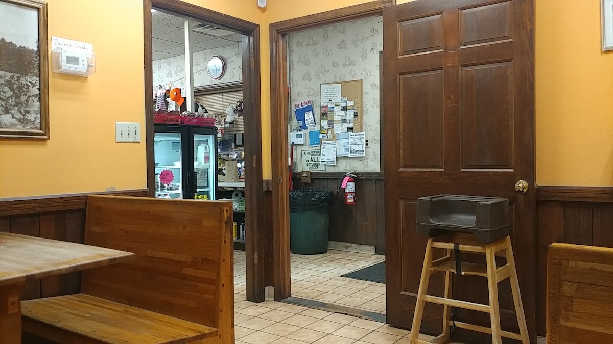 Puckette's Place Market-Grill