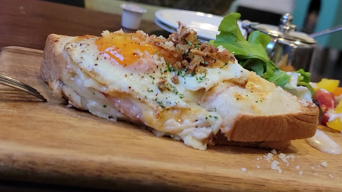Shevron Cafe
