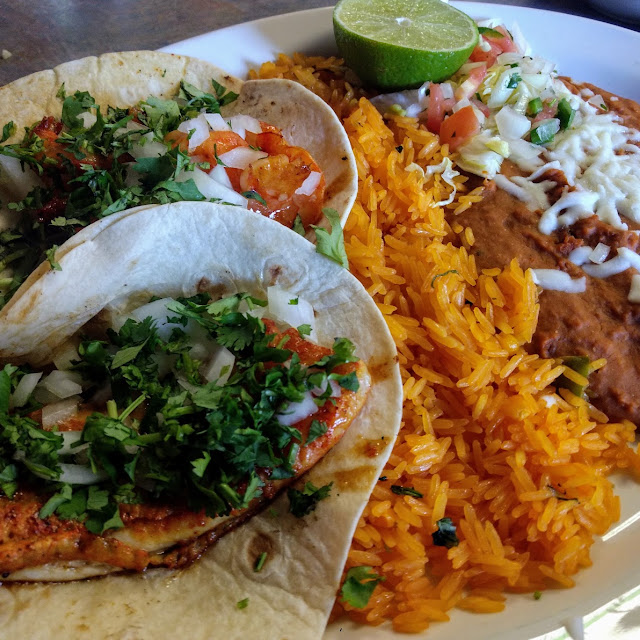 2 Grilled Fish or Shrimp Tacos