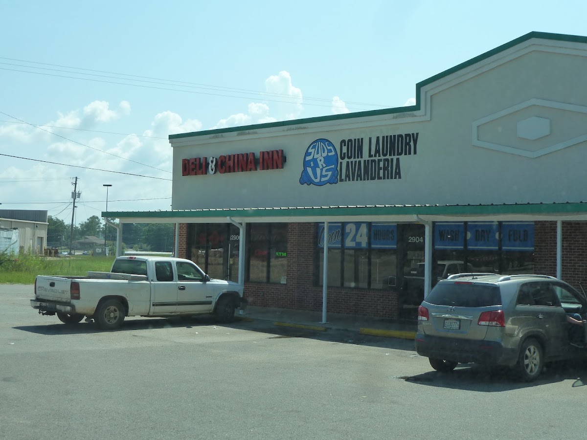 Deli China Inn