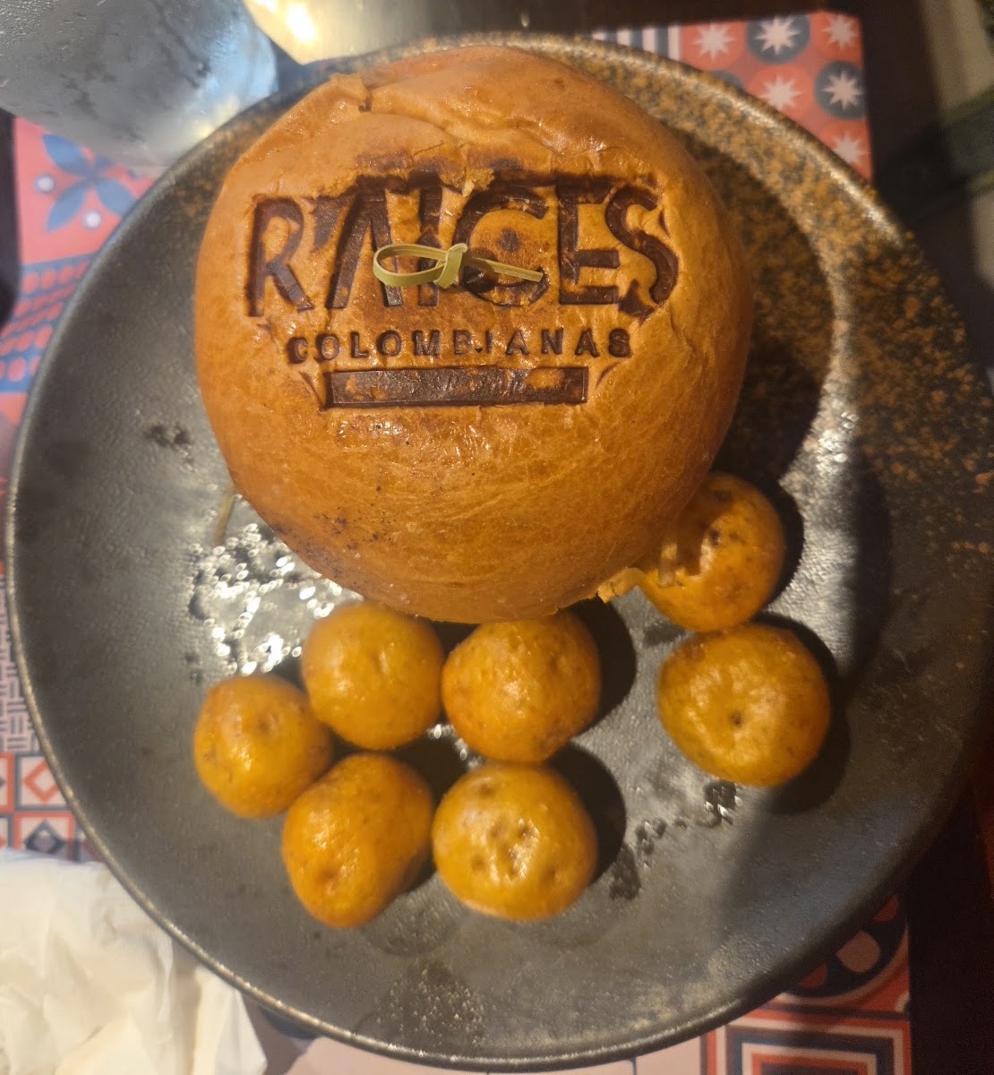 Raices Colombianas Bakery and Restaurant