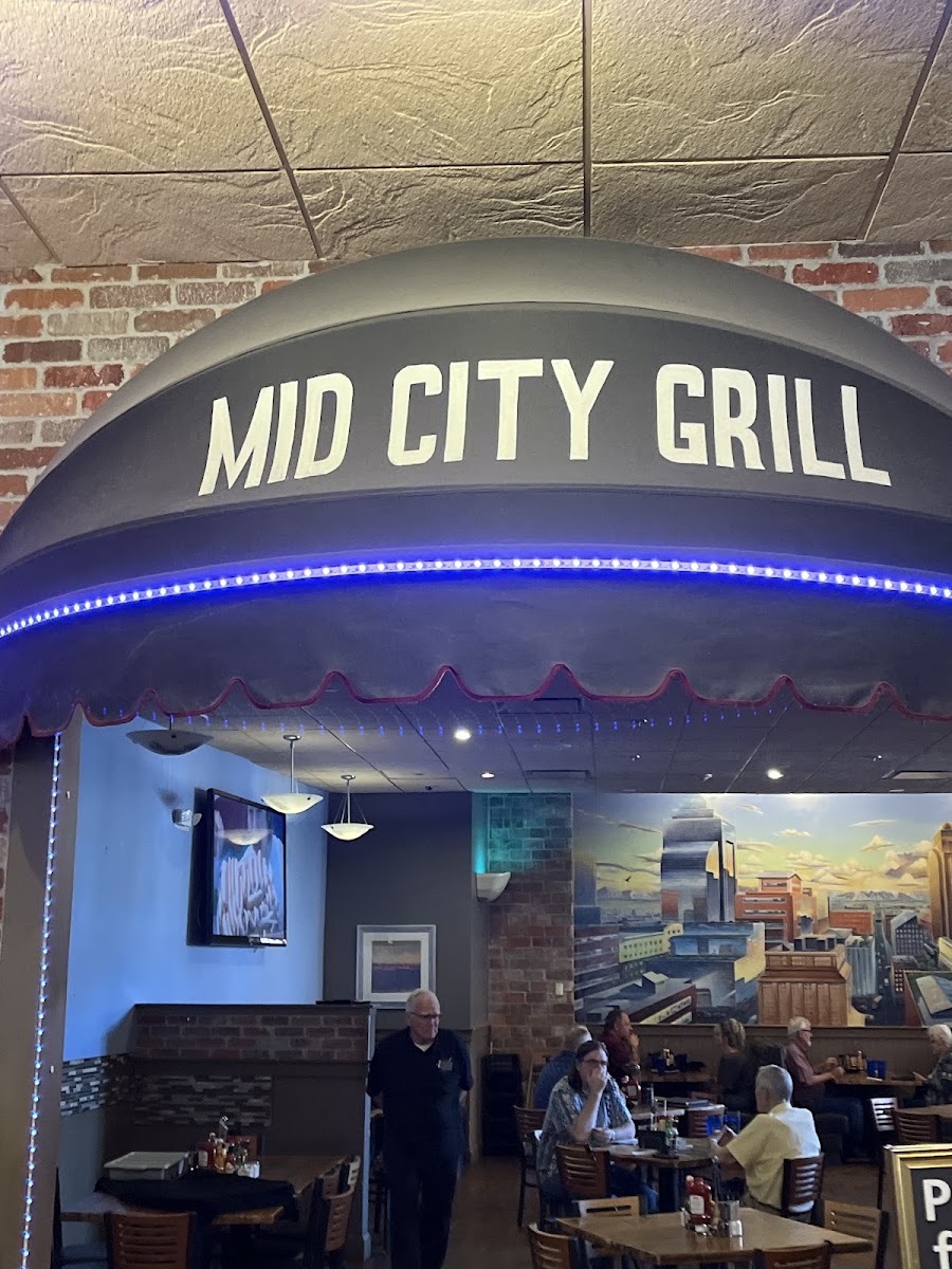 Mid City Grill