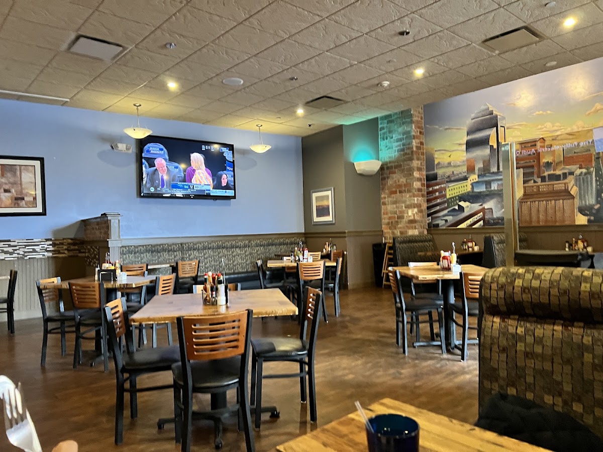 Mid City Grill