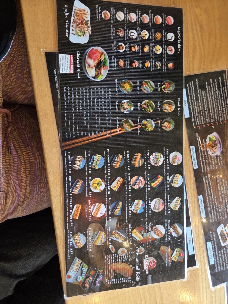 Kyojin Pho Conway menu board