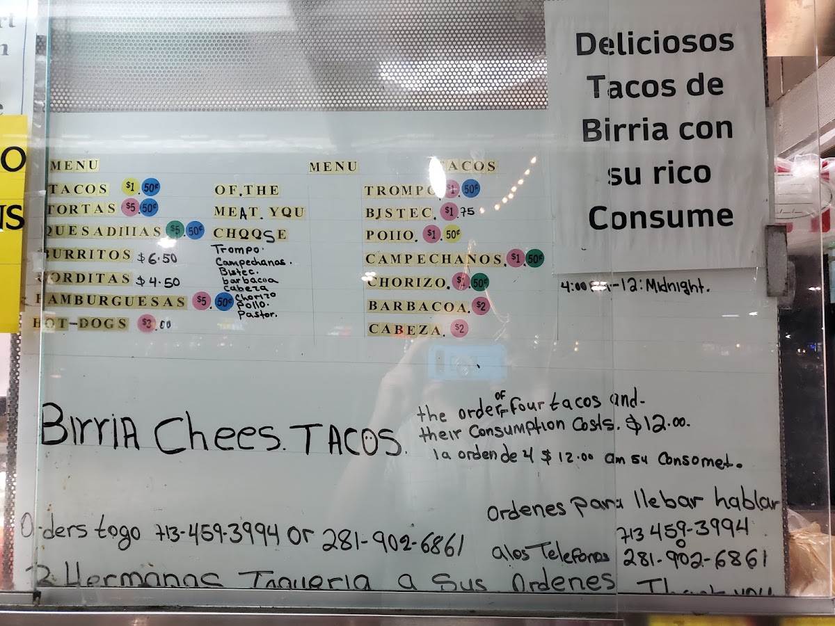 3 Hermanas Taqueria menu board