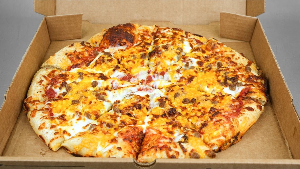 ANNIE’S PIZZA