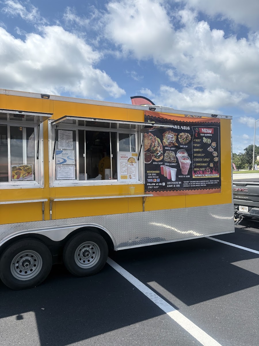 GARCIA'S FOOD TRUCK
