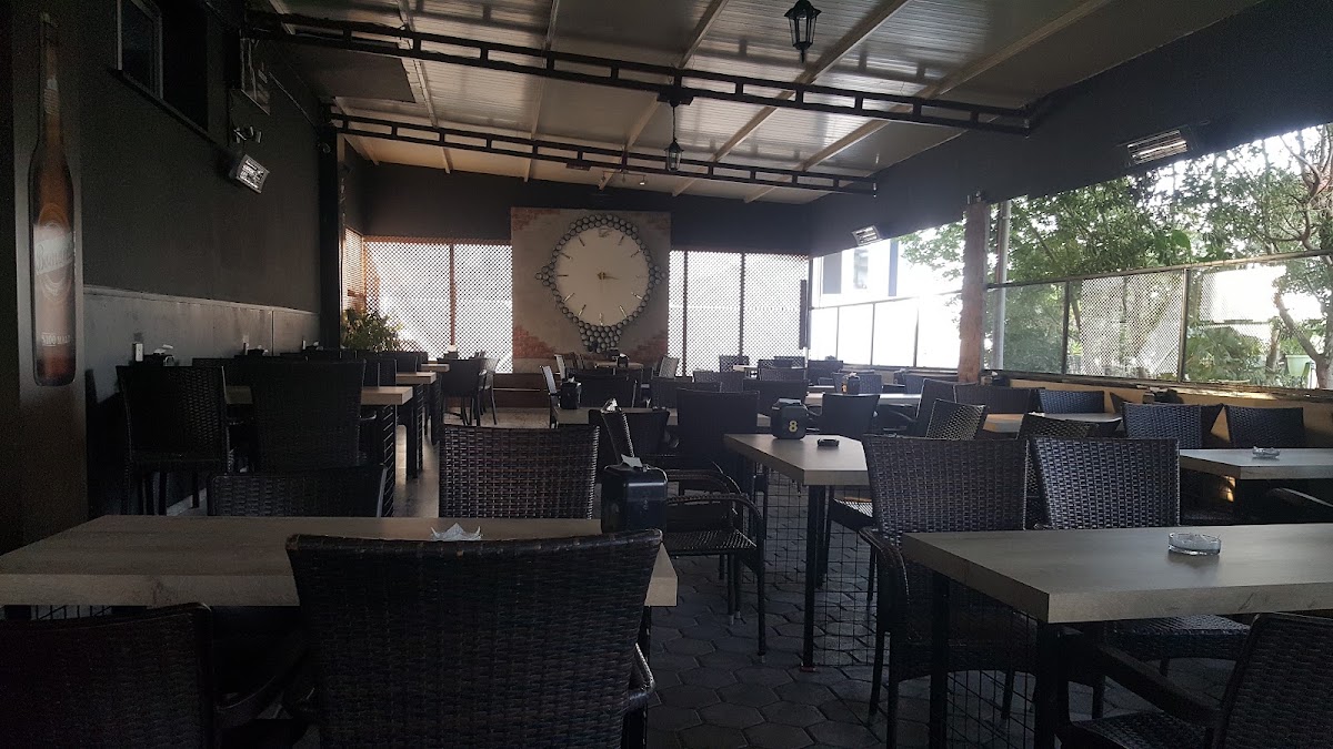 Eris Cafe&Bar