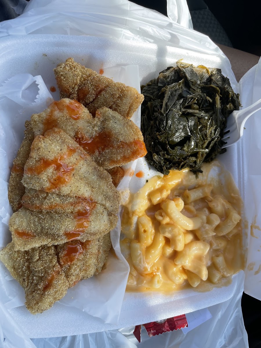Wood's Ribs & Fish