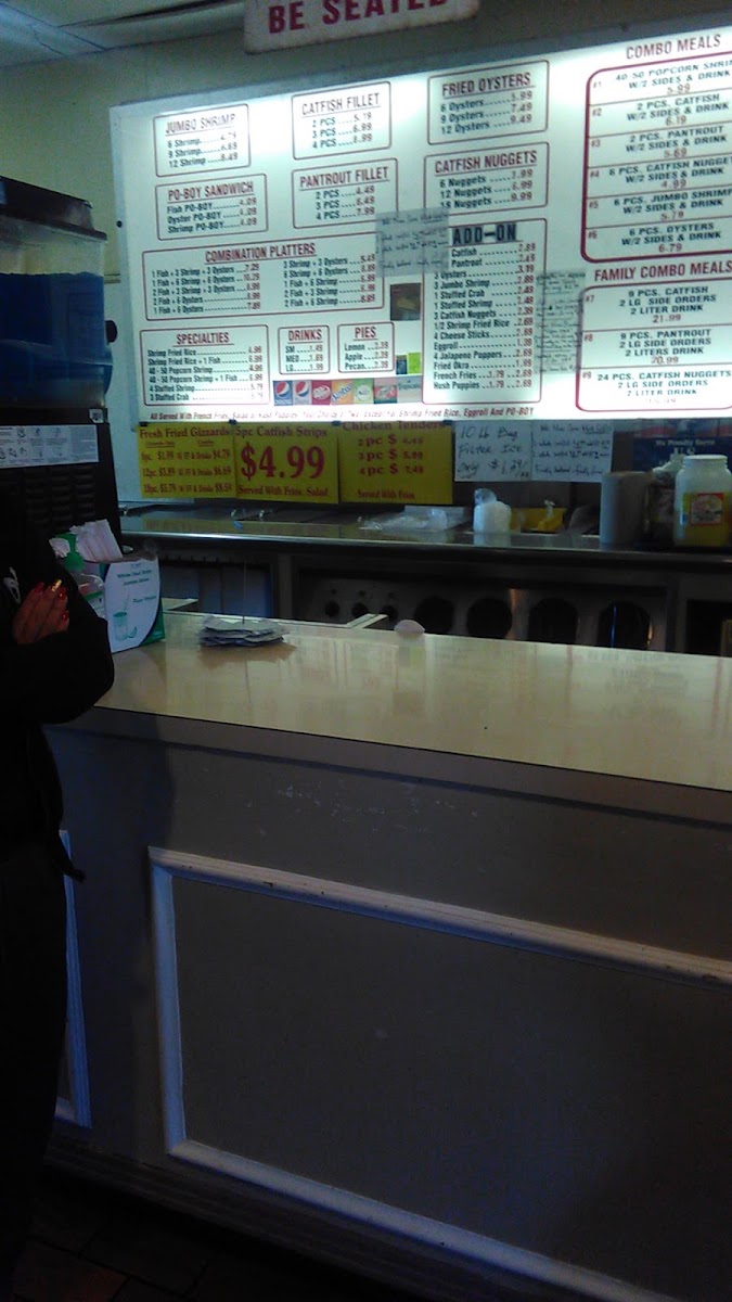 Ellis Seafood menu board