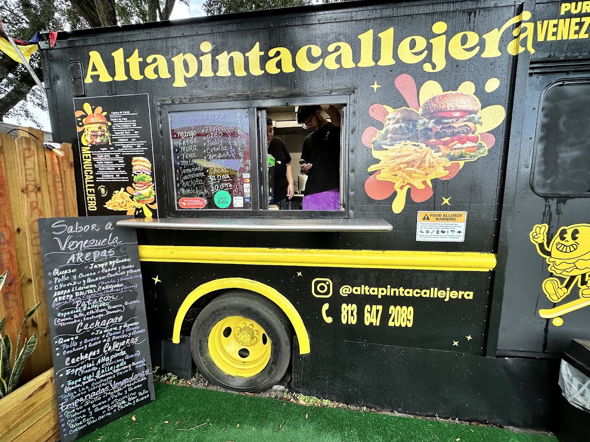 Alta Pinta Callejera menu board