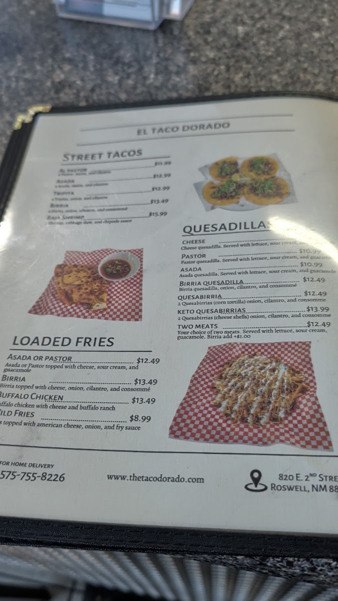 El Taco Dorado menu board