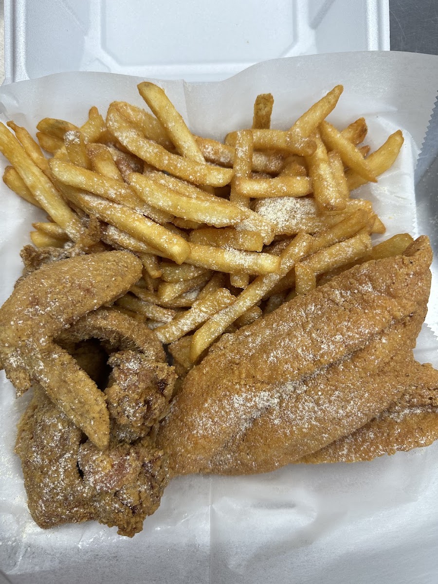 Chicago Fish & Chicken Grill- Arsenal