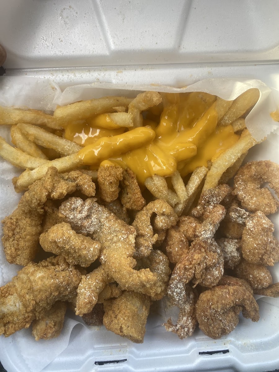Chicago Fish & Chicken Grill- Arsenal