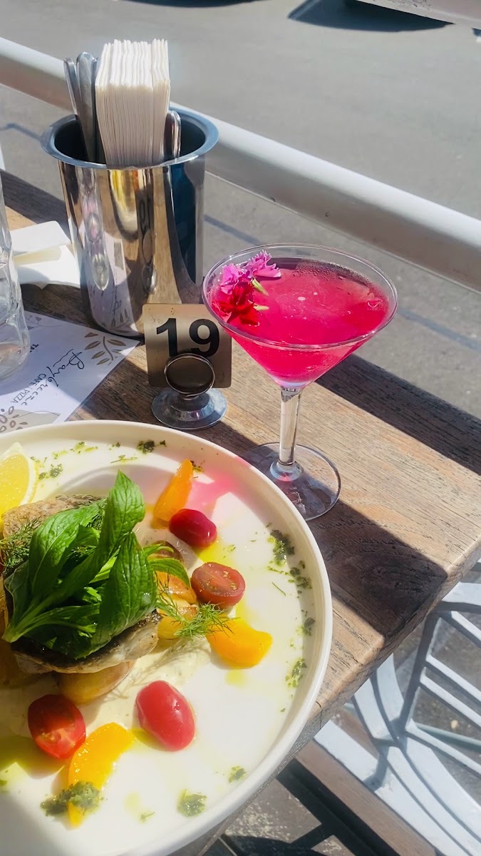 Baybreeze Cafe