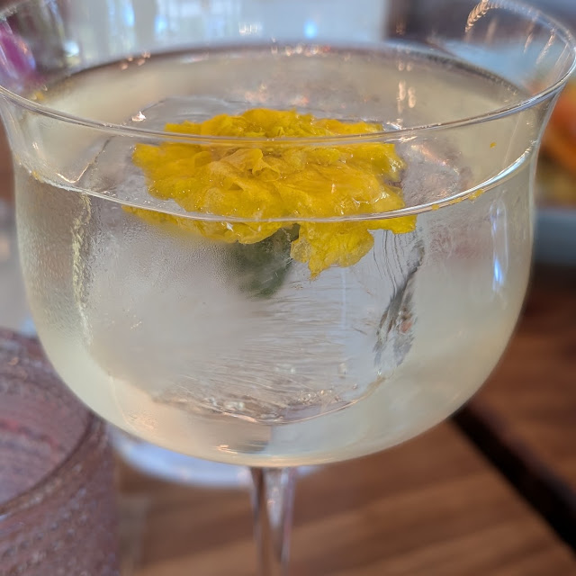 Limoncello Spritz