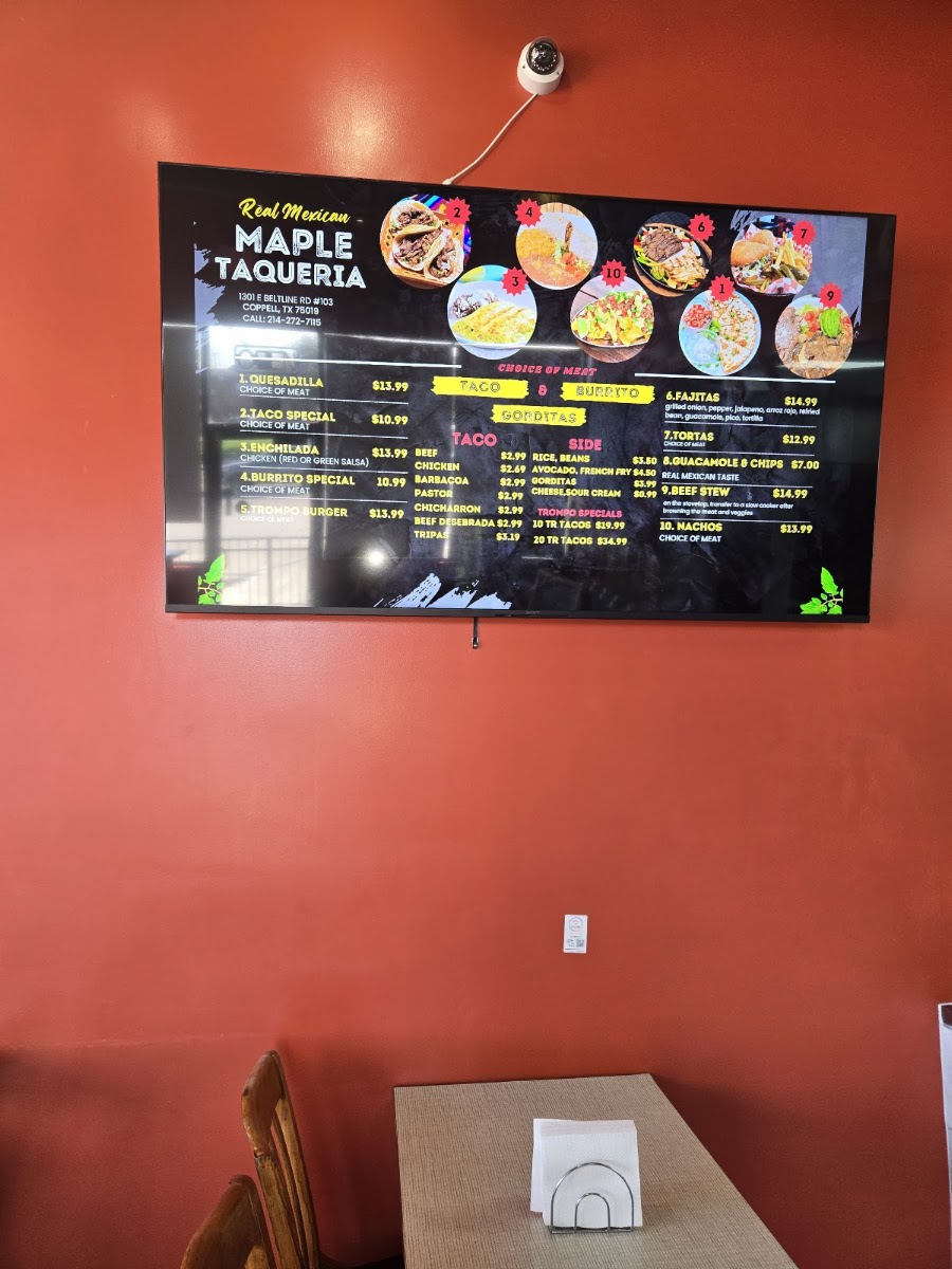 MAPLE TAQUERIA menu board