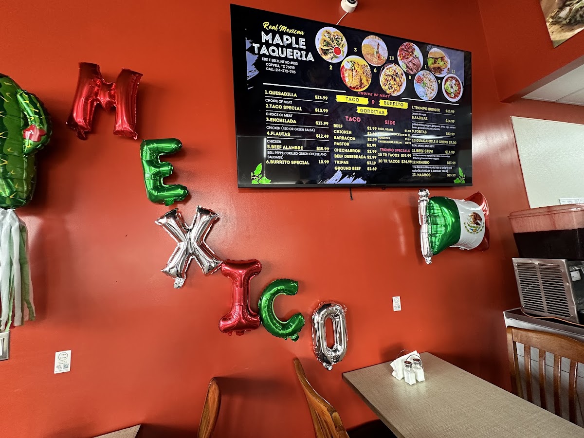 MAPLE TAQUERIA menu board