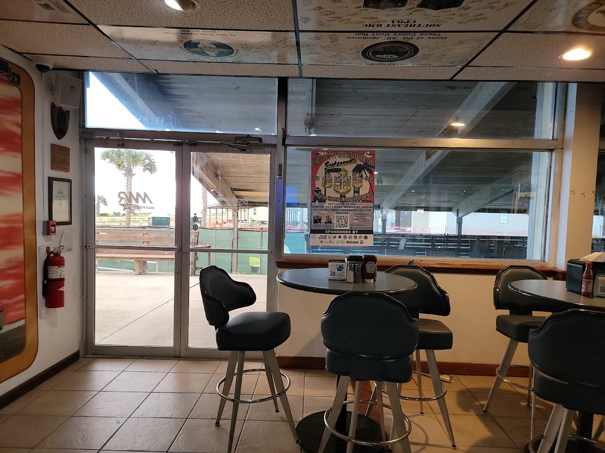Foc'sle Lounge