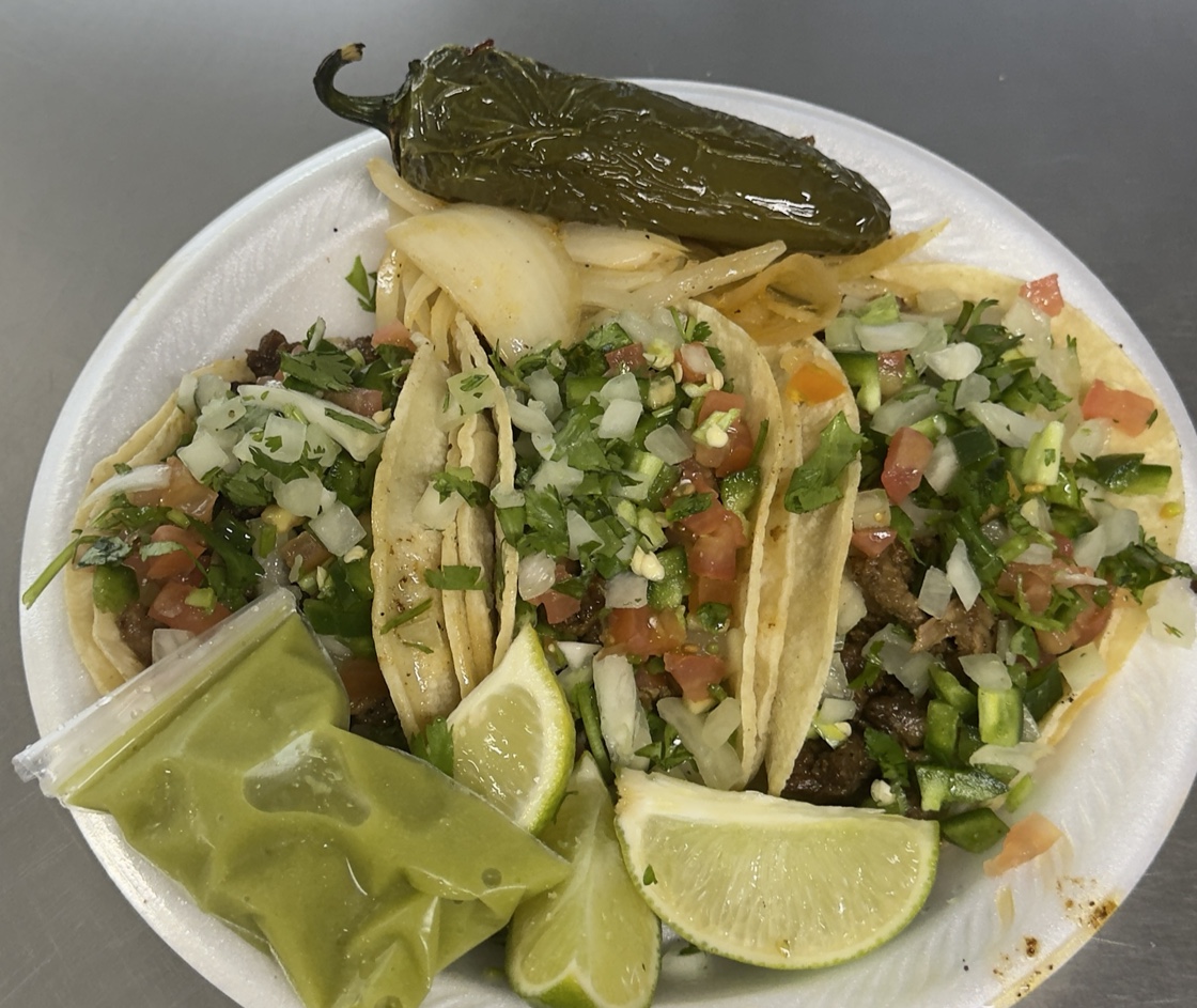 Pupusas / taqueria