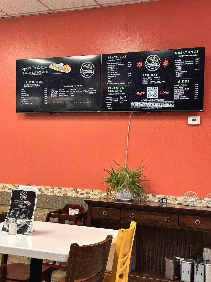 Gudiño's Mexican Restaurant menu board